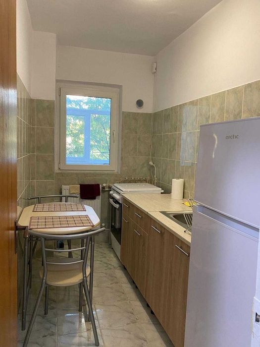 Garsoniera de inchiriat Drumul Taberei, Metrou Favorit