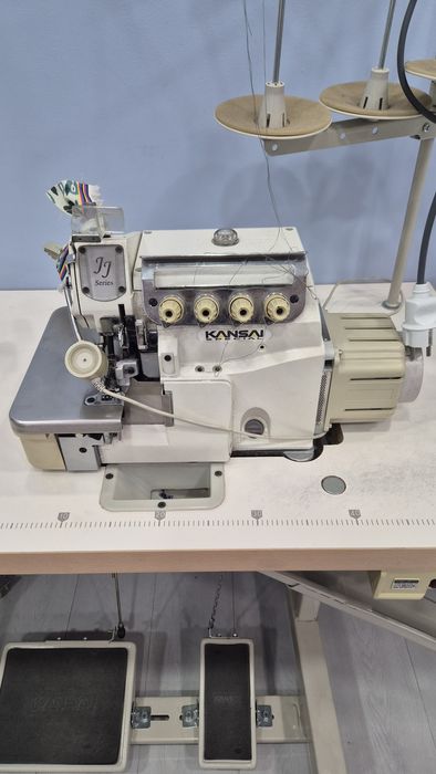 Оверлок. Швейная машинка