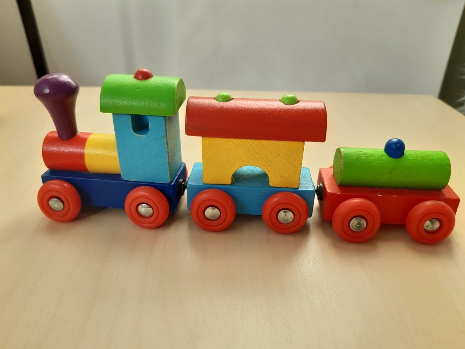 Лот дървени бебешки играчки