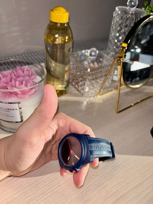 Часовник TOMMY HILFIGER AUSTIN - като нов!