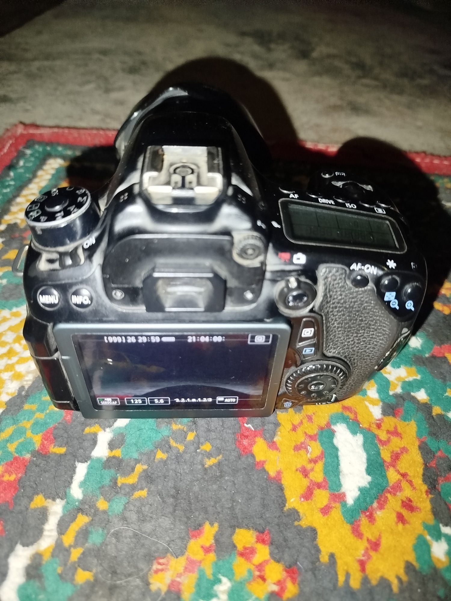 Canon 70d sotiladi