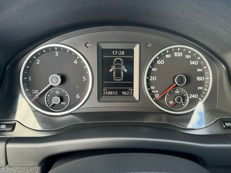VW Tiguan 4x4. 140cp