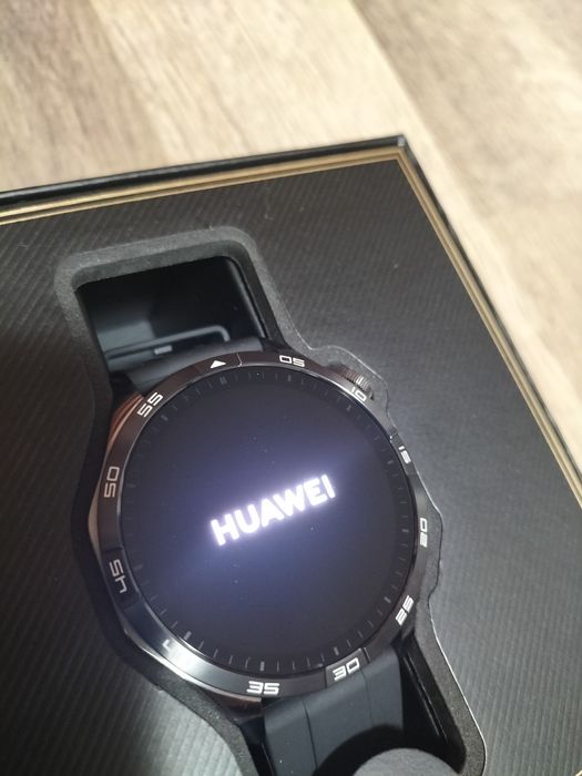 Smartwatch Huawei GT4 NOU