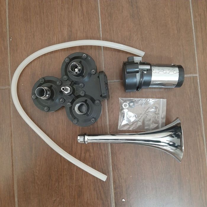 Claxon auto BestAutoVest 12v 300 + 230 + 170 mm set 3 trompete, crom, fara compresor Goarne Rupte