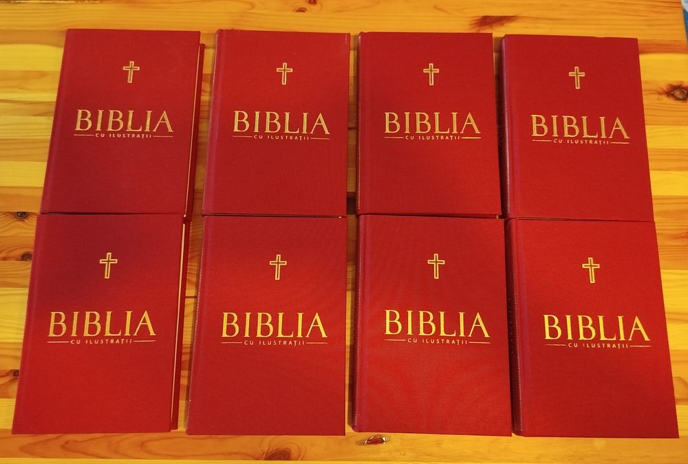 Biblia în 8 volume ilustrate, de colecție.
