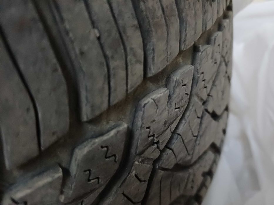 Anvelope all season BARUM Quartaris 5 215/55R17 98W