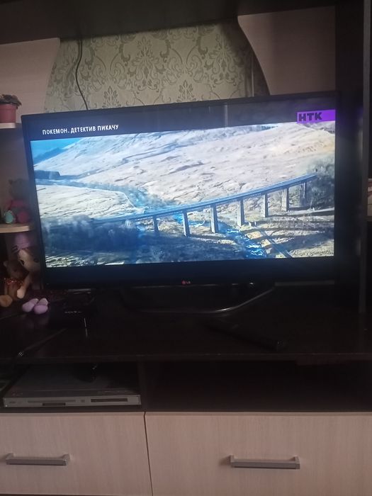 Продам телевизор