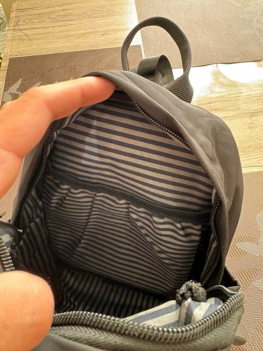 Раничка чанта Nike в черно