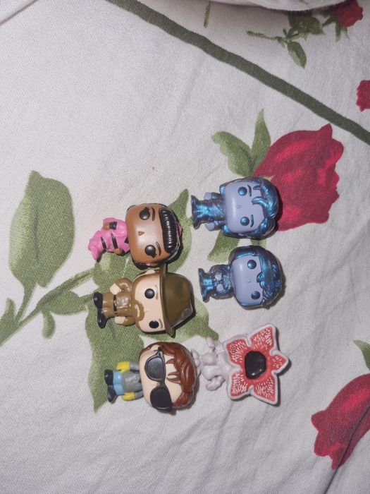 ПРОДАЮ ФИГУРКИ Stranger Things.