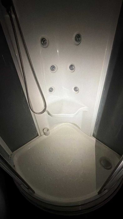 Vand cabină de duș hidromasaj, radio și ventilație–stare bună–450 lei