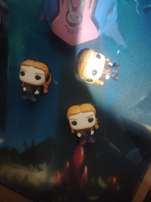 Макс kinder joy очень странные дела