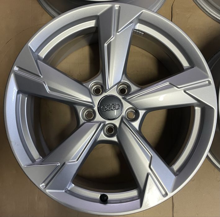 Jante aliaj R18 originale AUDI A6 C8