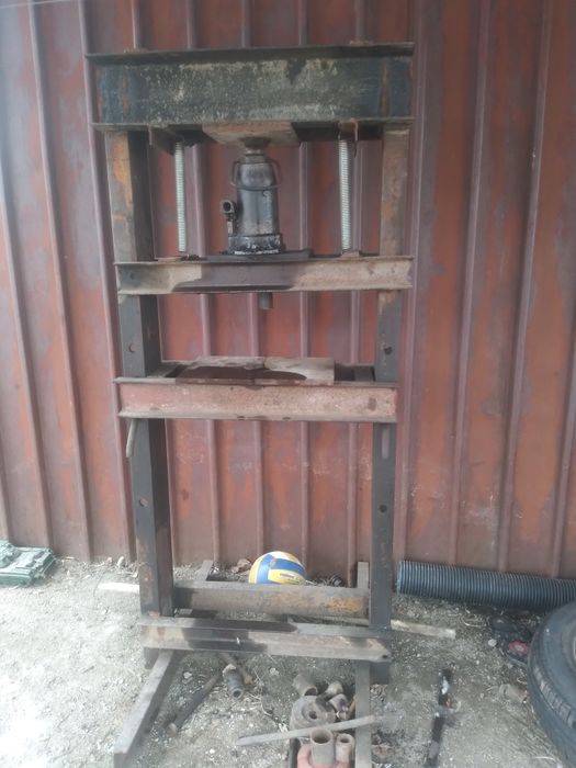 Продам пресс гидравлика