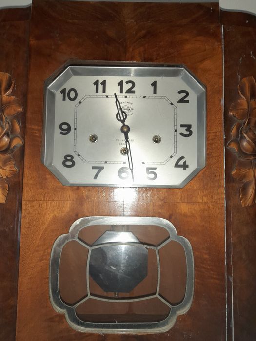 Vând ceas mecanic cu pendul