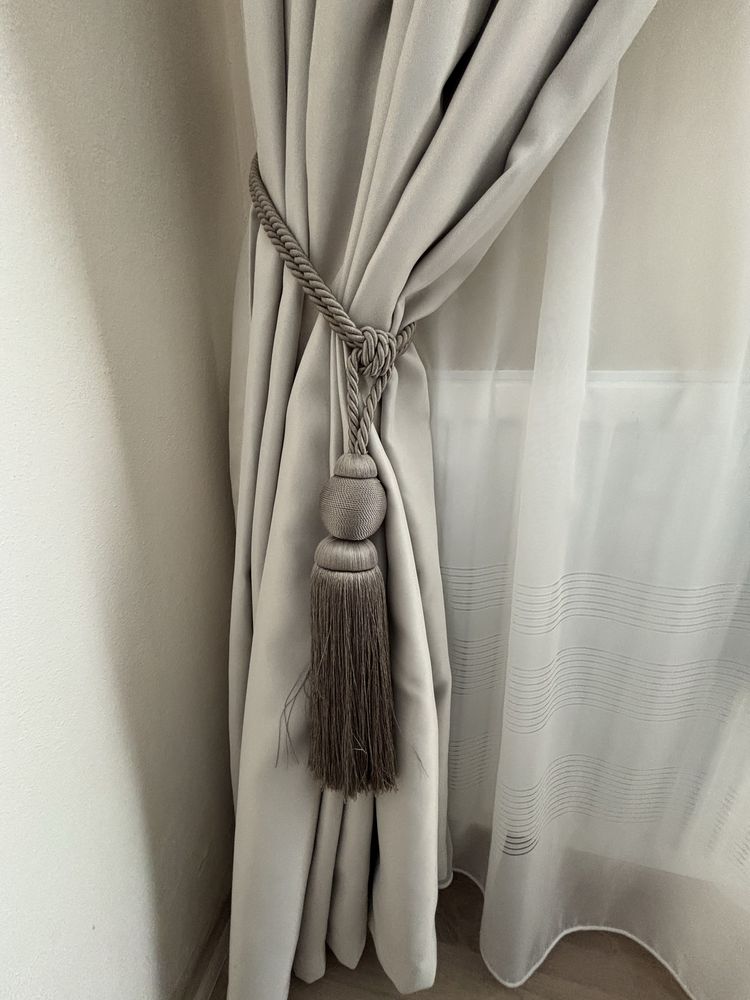 Set draperii + ciucuri