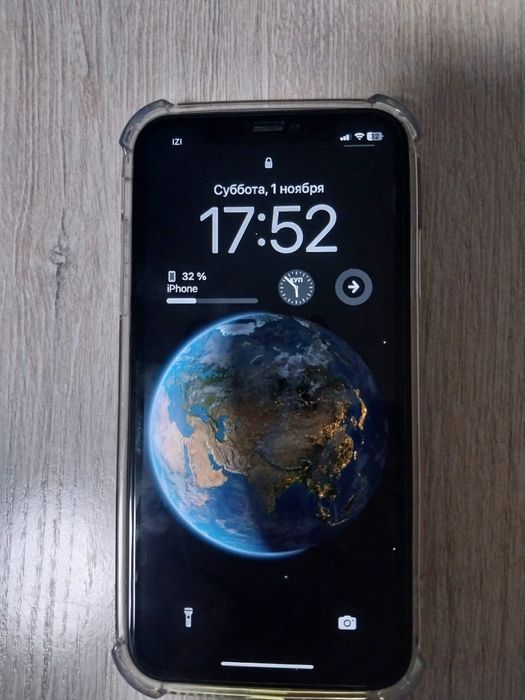 Поменяю айфон 11 64гб