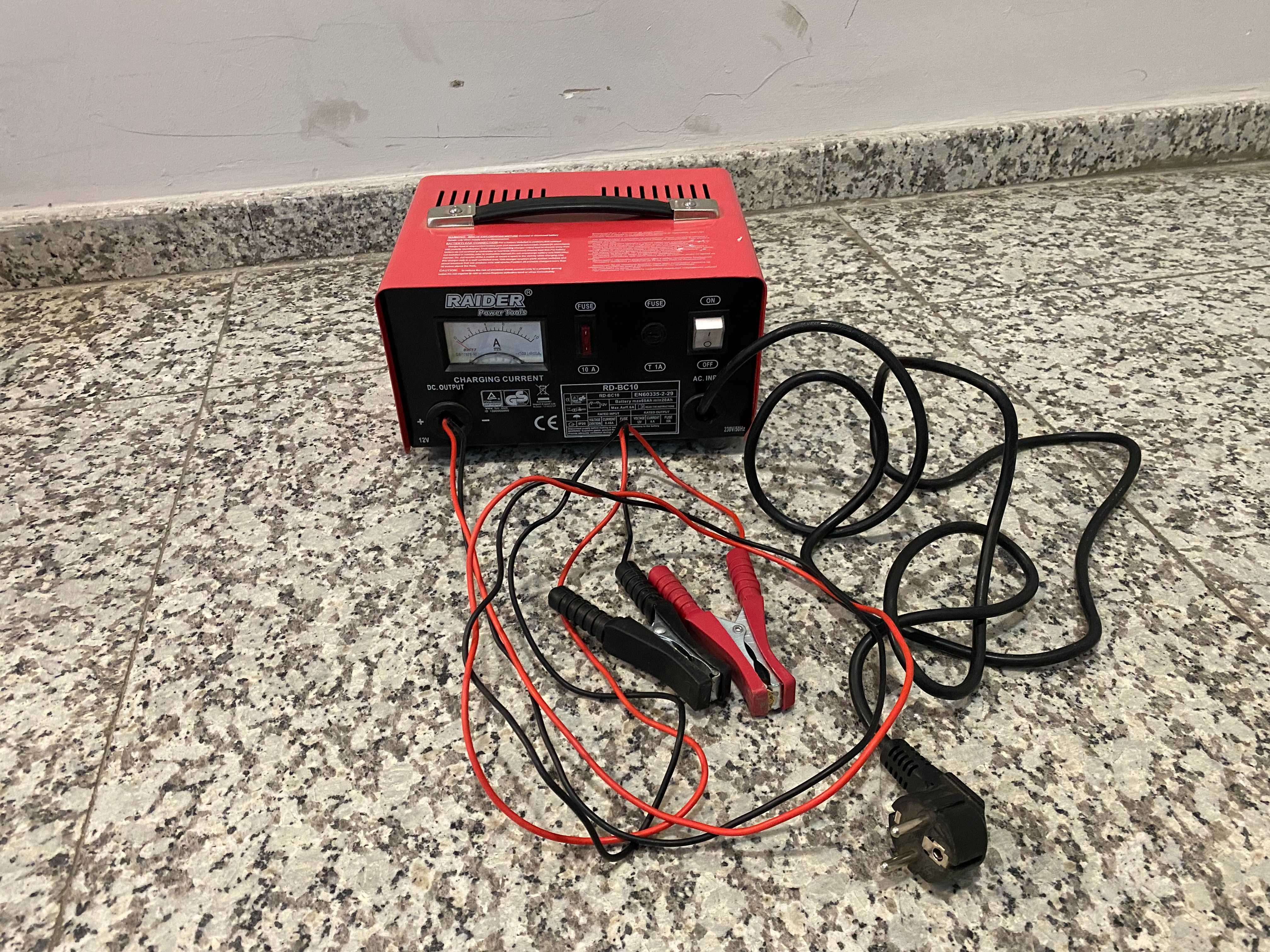 Зарядно за акумулатор 12V 5A RD-BC10 /Зарядно 12/24V 7/3.5A RD-BC11