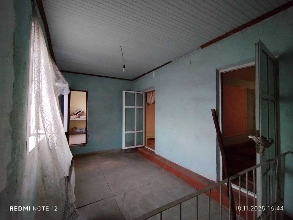 Toshkent shahri, Bektemir tumanida joylashgan UY SOTIQDA