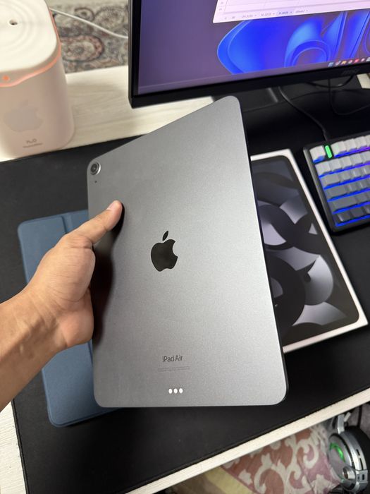Ipad air 5 , karobka bor, g’ilof ,ruchka. Sovg’agaham yaxshi holati.