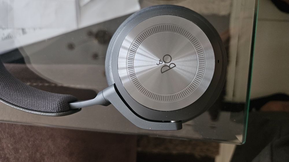 Слушалки Bang & Olufsen HX