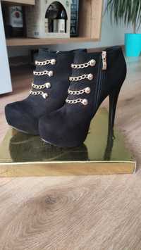 Дамски черни обувки на висок ток велур с златисти елементи 36 номер