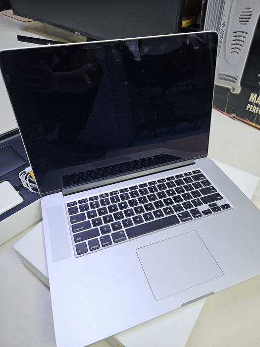 Apple Macbook Pro 15 дюймов (0612/Атырау 769112)