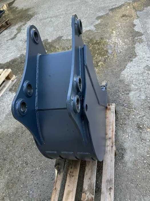 Cupa excavare 300 mm pentru buldoexcavator