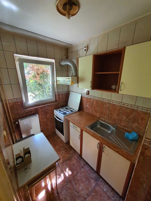 Garsonieră de închiriat Ploiești zona Malu Roșu