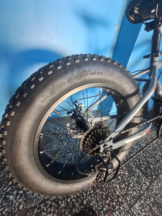 Bicicleta Velors fat bike Hercules 2.0
