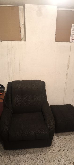 Подарявам мебели