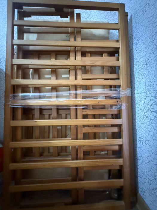 Отдам детскую кровать