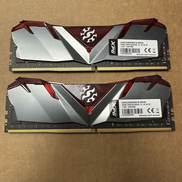 XPG Ram ddr4 16 gb 3200 (2x8gb)