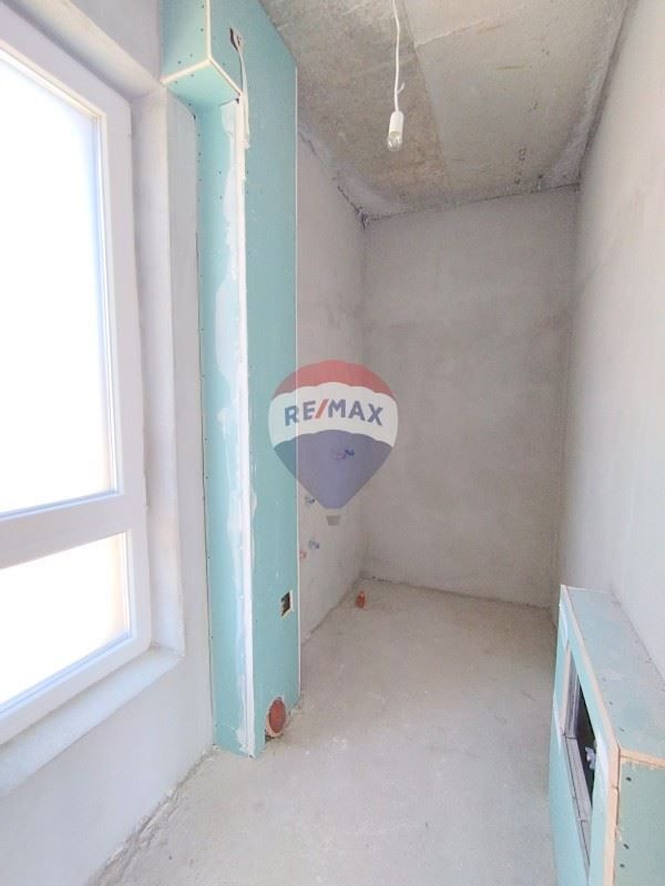 Продава се Къща в Варна, Виница - 278 кв.м за 1666 €/кв.м - Снимка #7