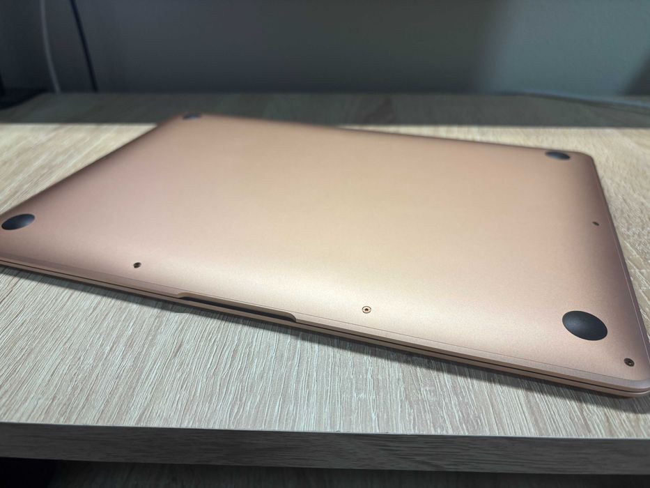 Macbook Air 13 2019 ca nou