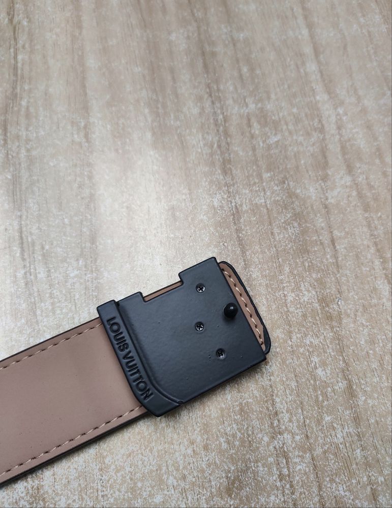 Curea Louis Vuitton
