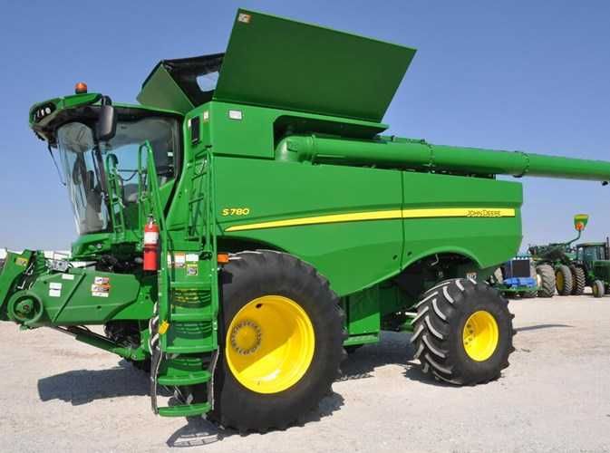 Комбайн John Deere S780