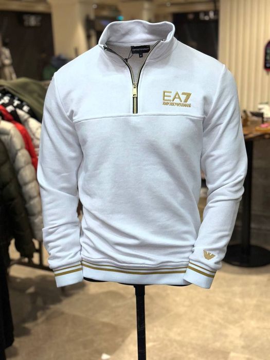 Bluza ARMANI 
Marime S M L XXL
Pret stoc 130 lei 
Disponibile duminică