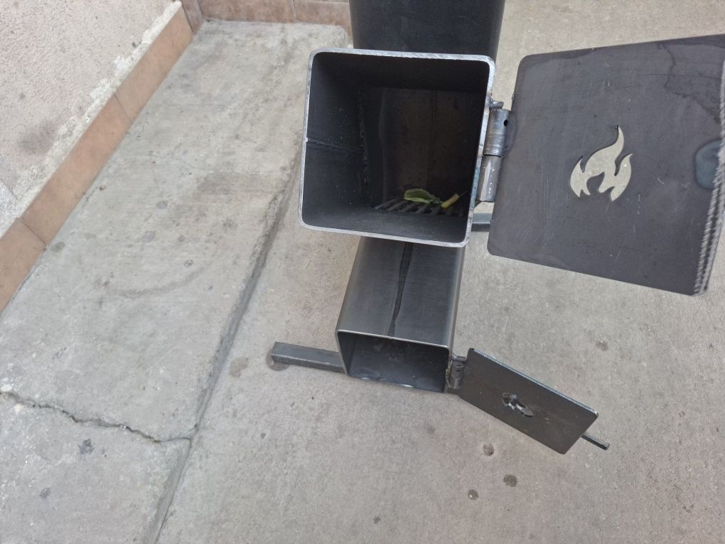 Soba Rocket Stove pentru tuci / ceaun