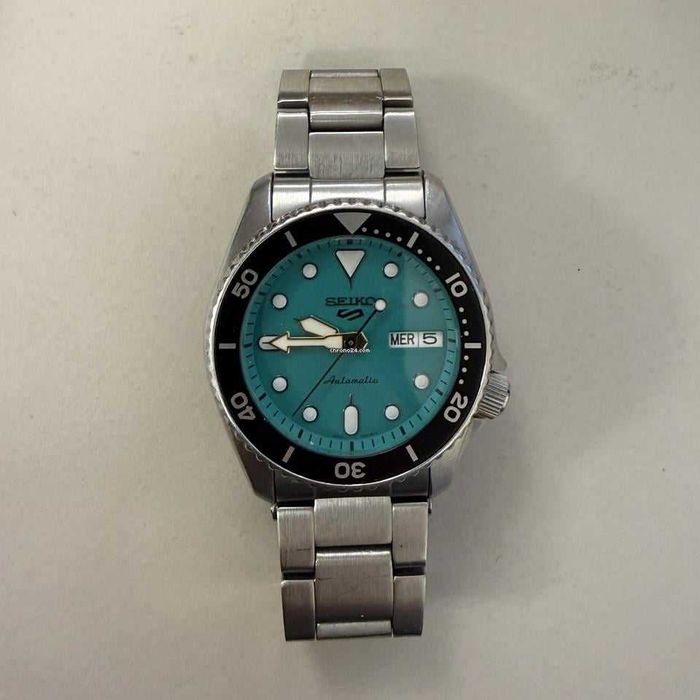 Seiko 5 Sport Tiffany Blue 38mm SRPK33K1