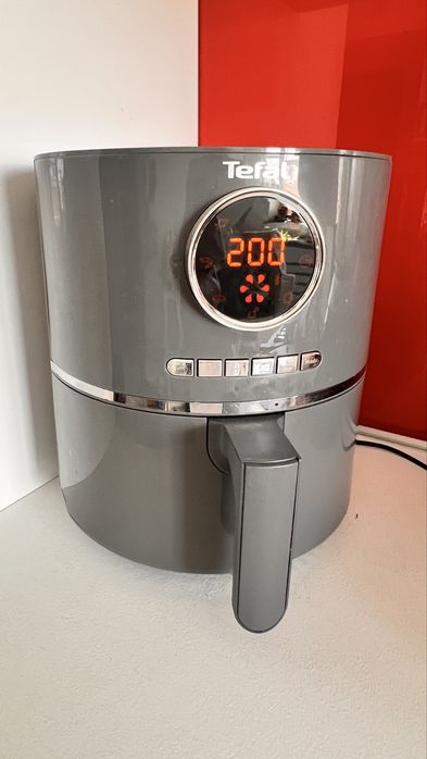 Airfryer Tefal- folosit de doua ori