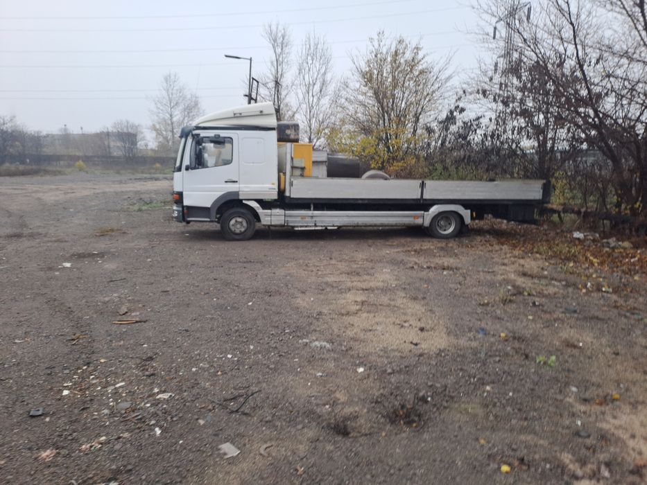 Vând Mercedes atego 7.5t an 2004.