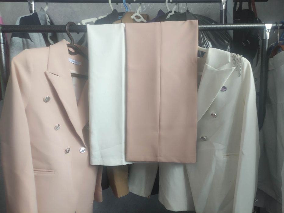 Костюм ШИМ.kastyum shim 44 razmer padroskovi qizla uchun. Tuy hasham u