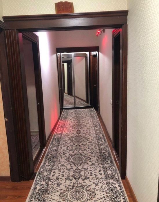 Продаётся квартира Юнусабад 10кв 4/2/5