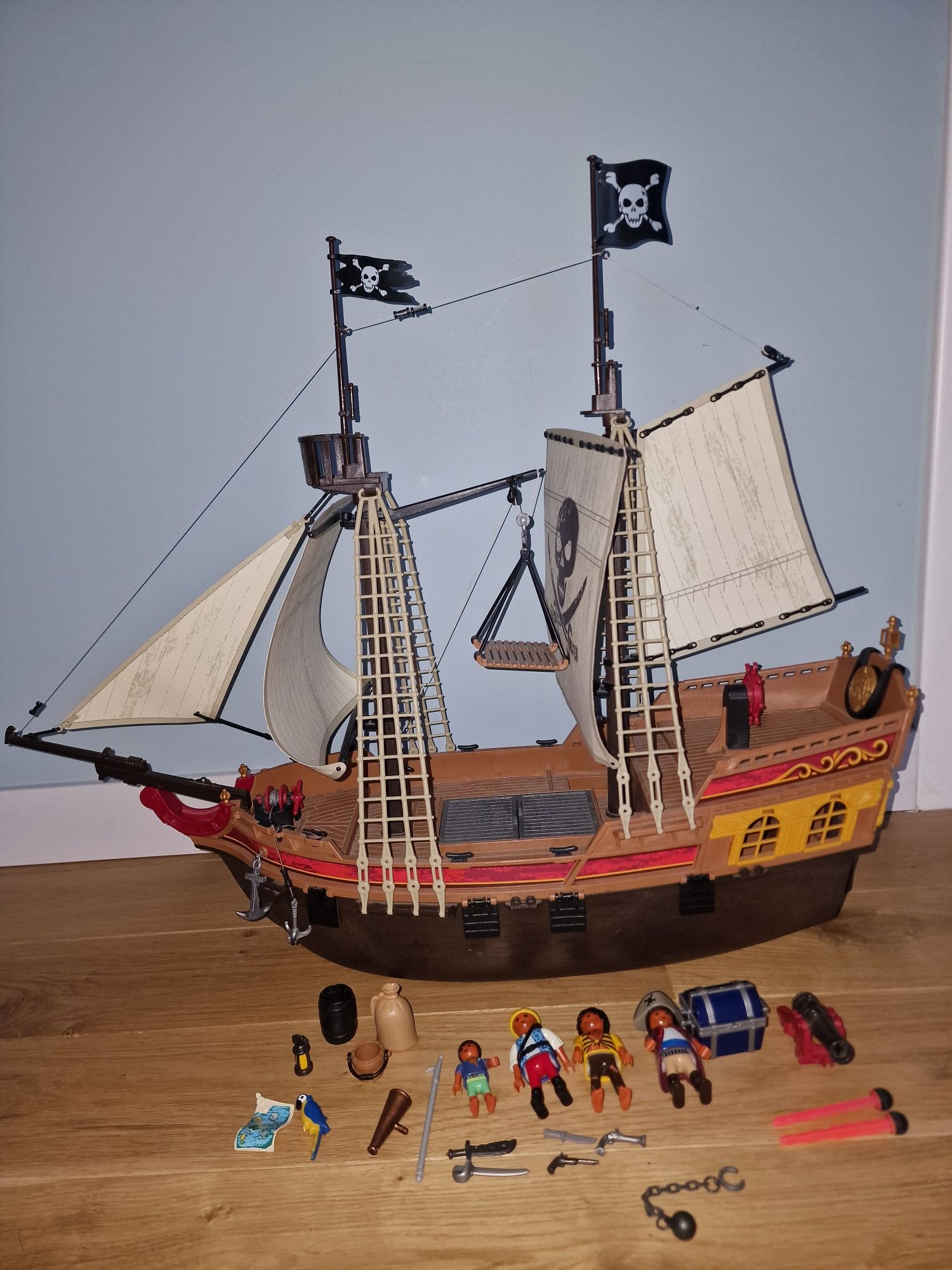 Playmobil пиратски кораб - голям