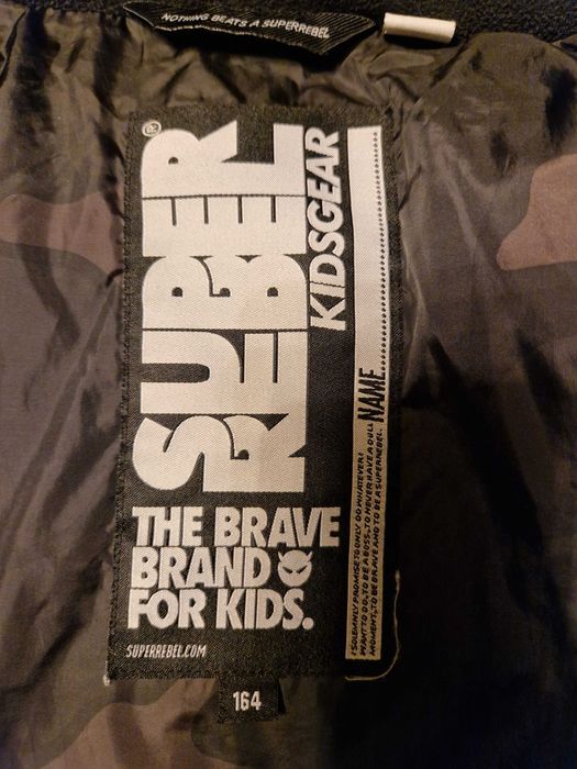 Младежко яке 2в 1 подходящо за града и за ски