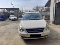 Kia Carnival sotiladi