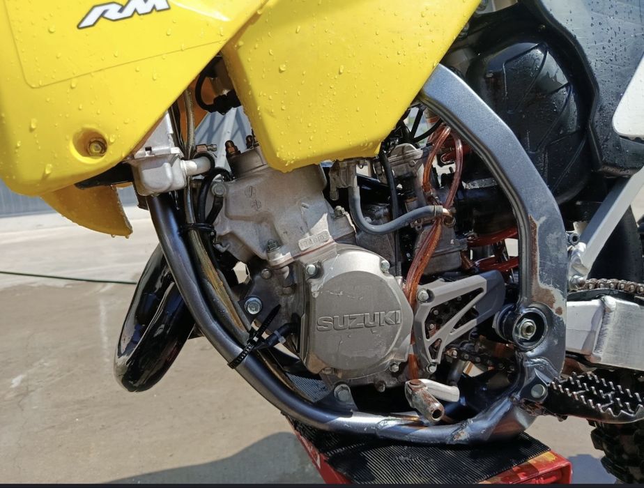 Suzuki rm 125 [ktm,yamaha,honda]
