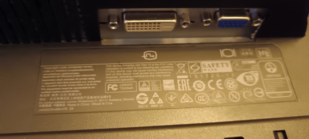 Vând 2 monitoare Lenovo ThinkPad