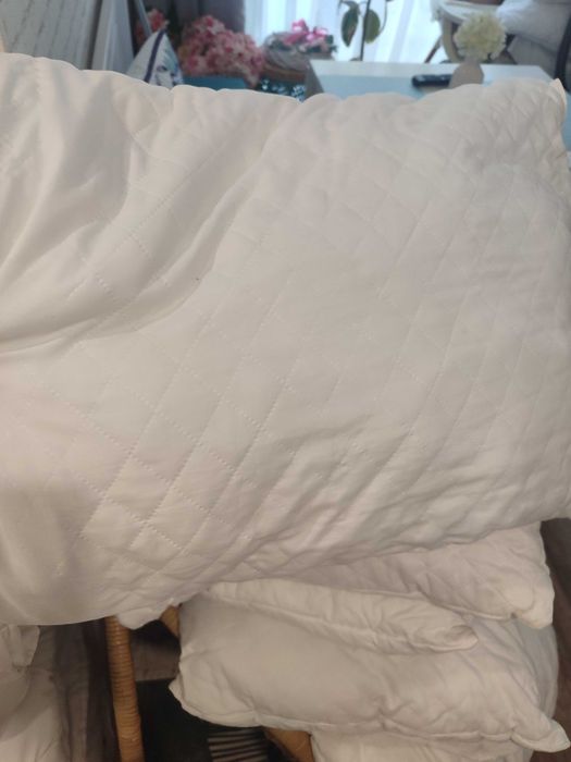 Възглавници 50/70 по 4 лв.и завивки 160/200 по 10 лв.