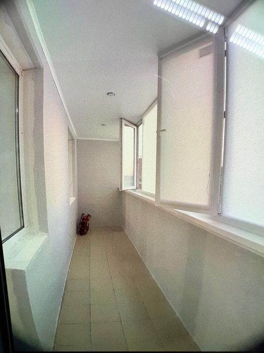 Продам 2-комнатную улучшенную квартиру